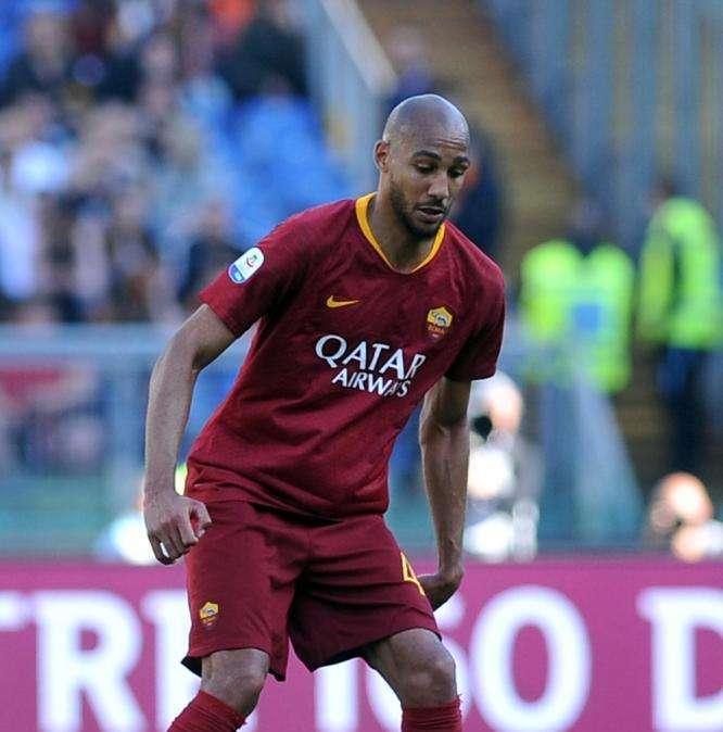 Lione e Marsiglia su Nzonzi, nodo ingaggio