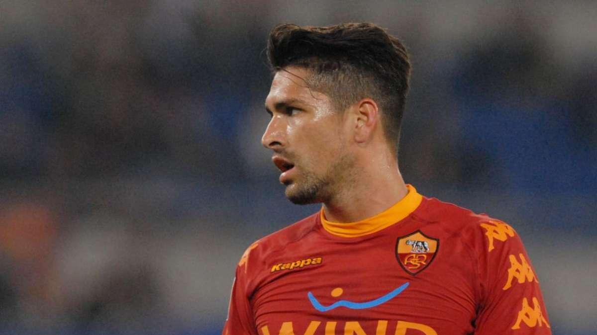 Ufficiale, Borriello alla Juve in prestito con diritto di riscatto ad 8 milioni. Il giocatore: "Onorerò la maglia, sono molto stimolato"