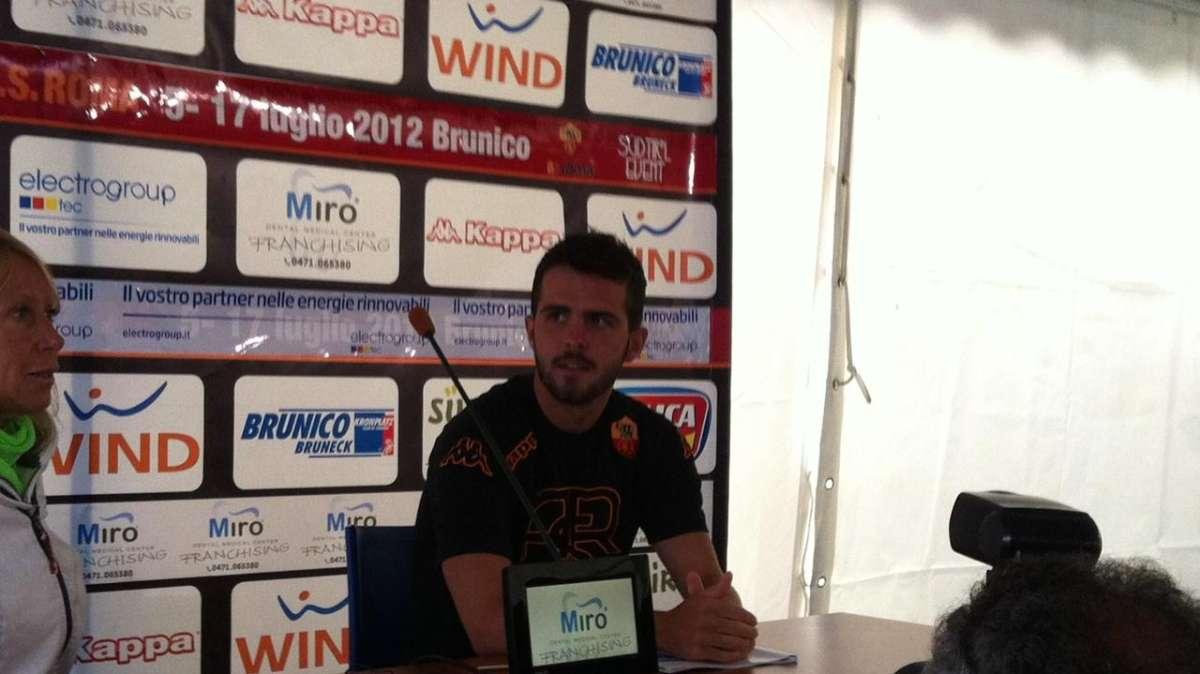 Pjanic: "Il 19 un test più vicino al livello del campionato, non vedo l'ora di iniziare"