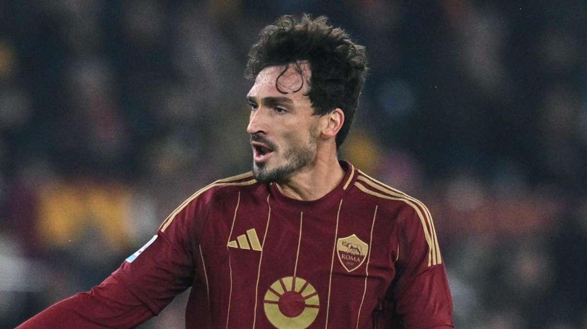 Athletic Club-Roma 3-1 - La gara sui social: "Hummels dovrebbe rimborsare le spese sostenute dai tifosi al seguito a Bilbao"
