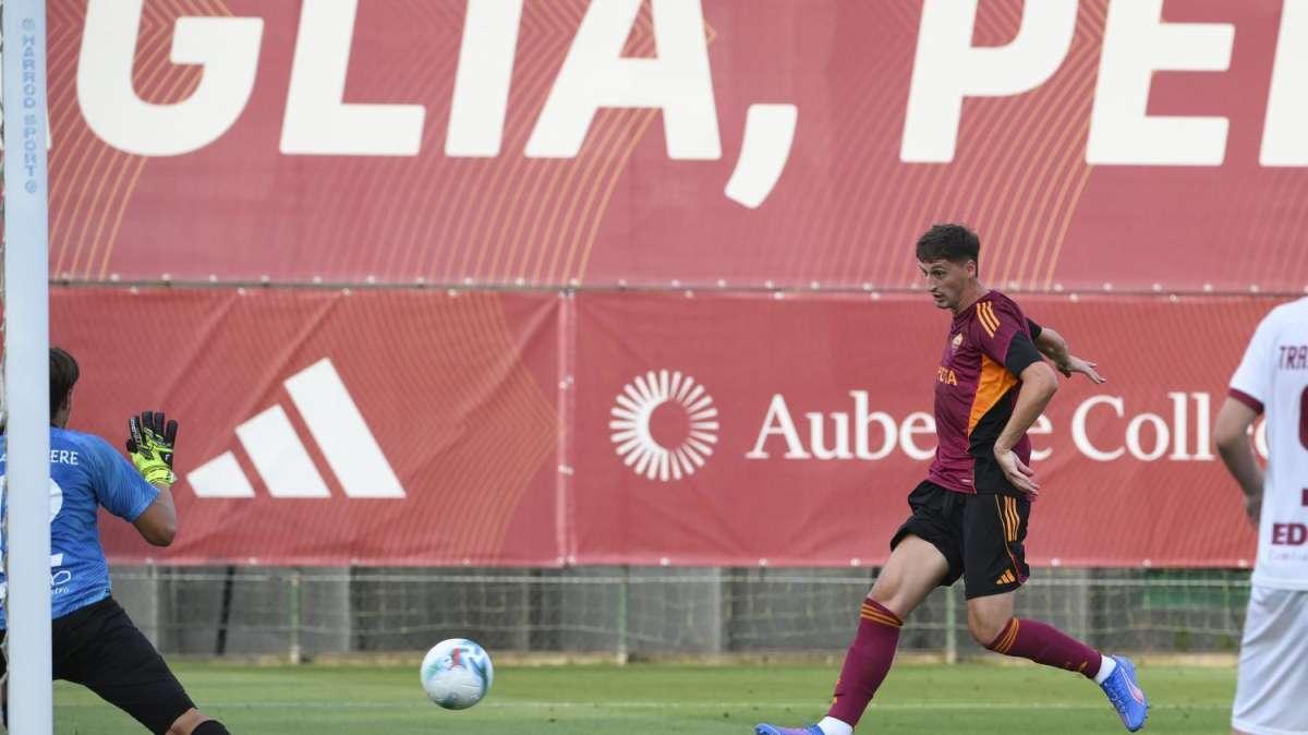 Calciomercato Roma - Contatti fitti con il Cagliari per Kumbulla. Possibile una cessione a titolo definitivo