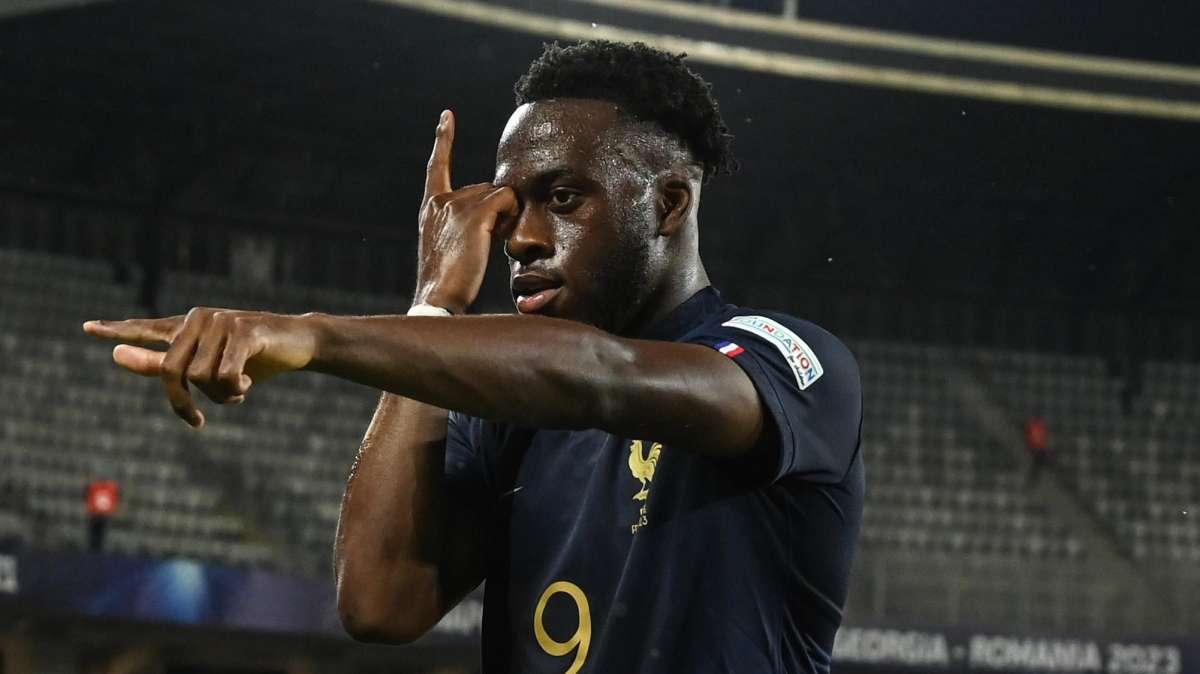 Calciomercato Roma - Per l'attacco si segue anche Kalimuendo