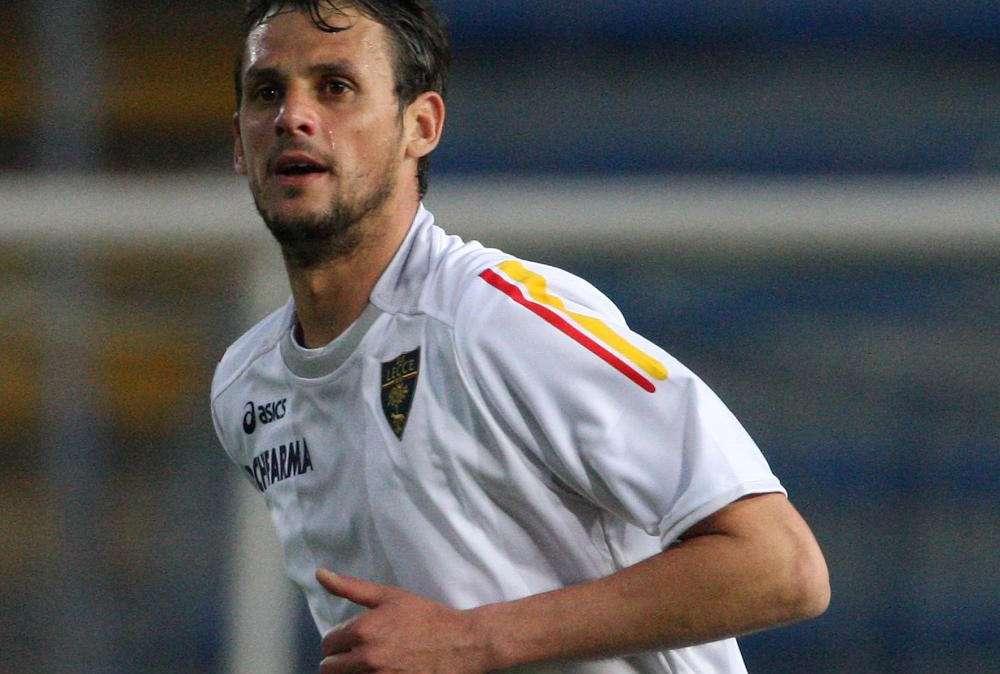 Lecce, Fabiano è stato operato