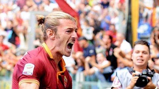 LA VOCE DELLA SERA - Balzaretti a Boston per un controllo. Benatia: "Lunedì vincere per Strootman". Nainggolan: "Meritiamo il secondo posto"