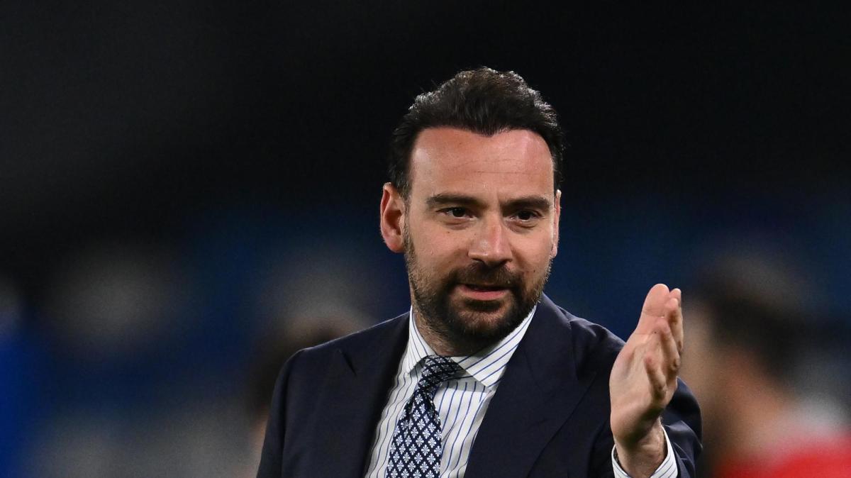 Nuovo DS, frenata per Manna: il Napoli non lo libera