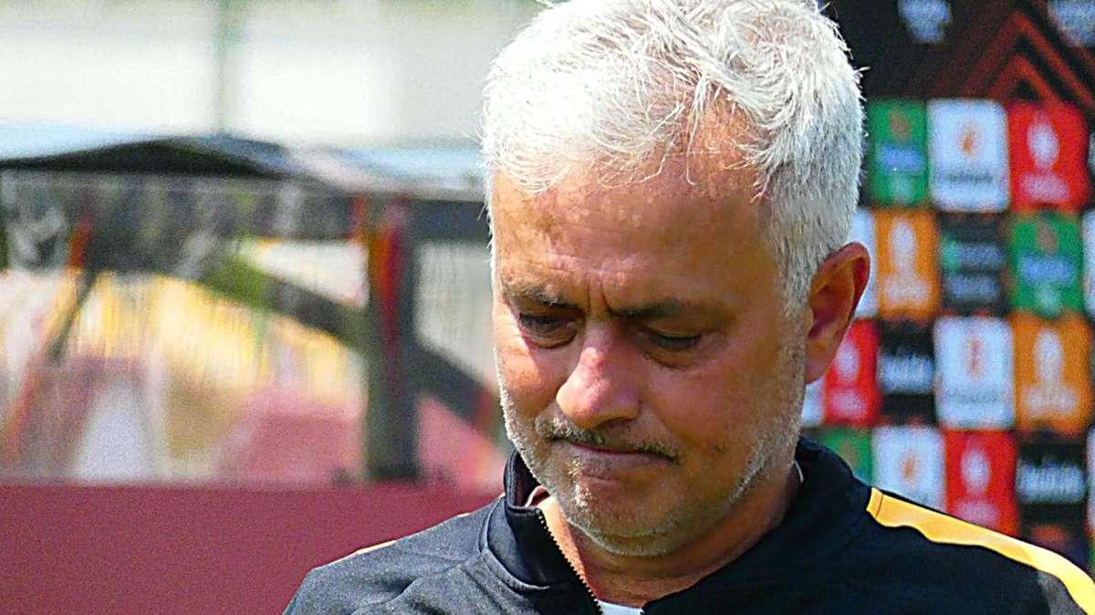 Roma-Salernitana - Giallorossi senza Mourinho e Foti, chi al loro posto? Dybala e Pellegrini i grandi assenti della prima giornata