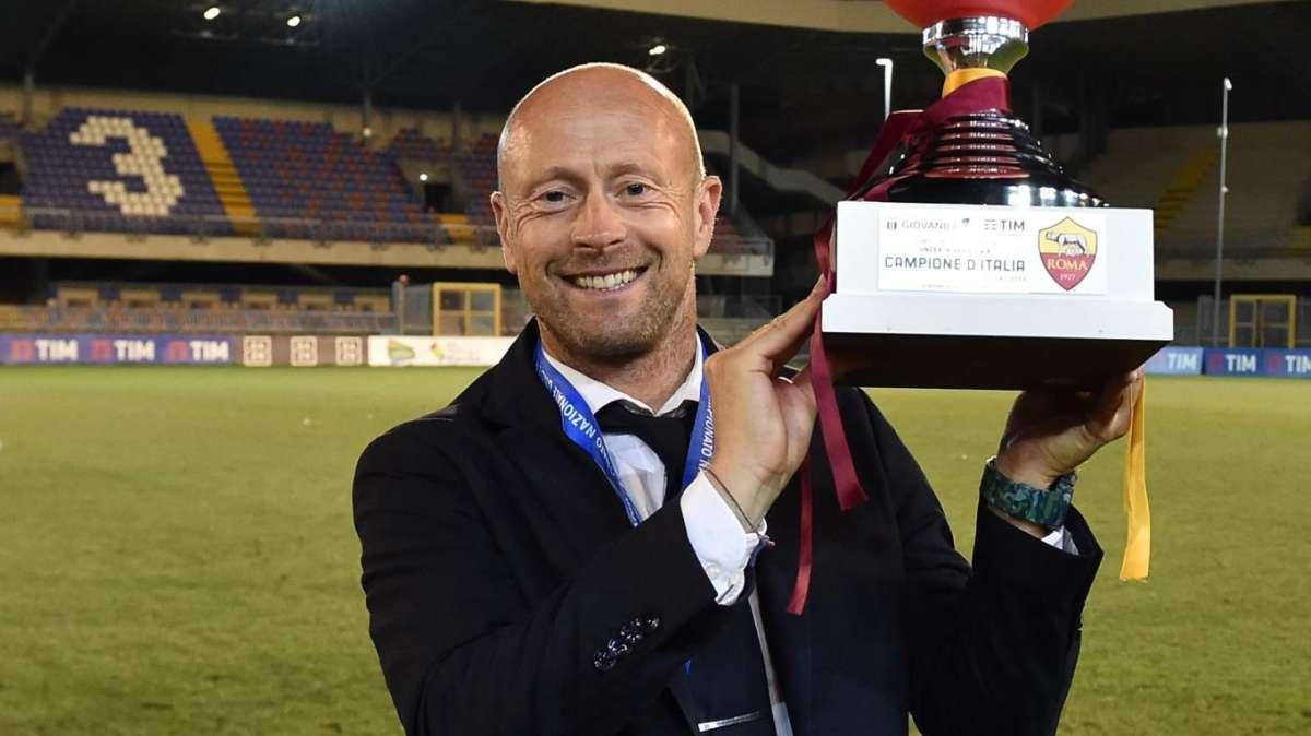 Primavera, Falsini: "La partita con la Juventus si definisce da sola, bisogna reagire subito"