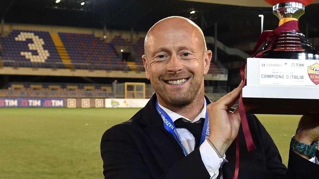 Primavera, Falsini: "Cesena squadra esperta, a noi rientrano dei ragazzi che ci potranno aiutare a ripartire"