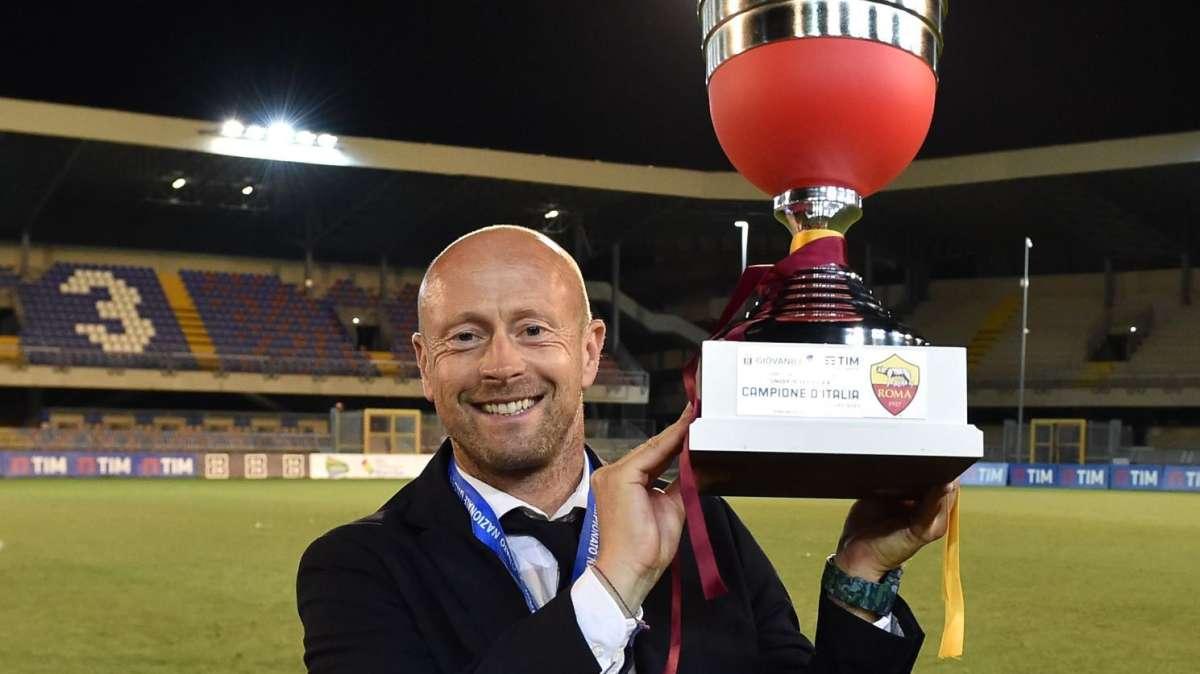 Primavera, Falsini: "Pronti per l'Atalanta, voglio vedere dei miglioramenti". VIDEO!
