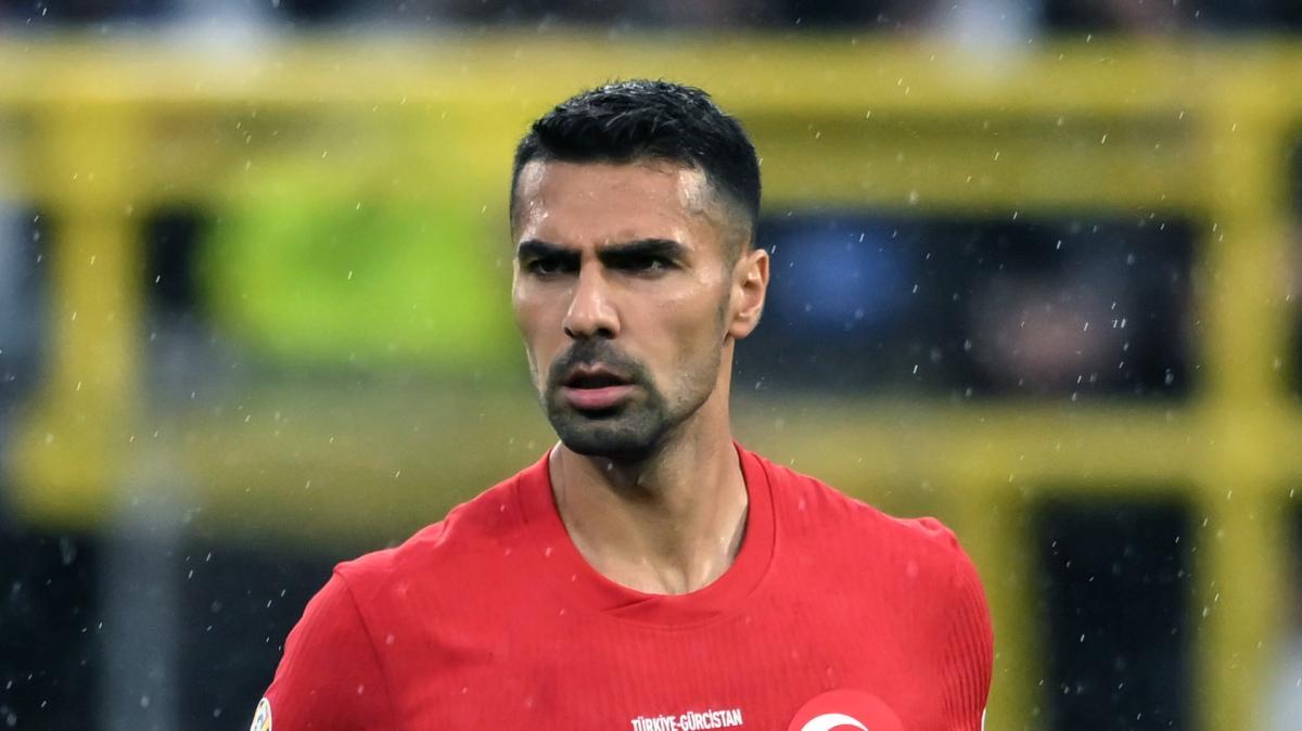 Turchia-Paraguay 0-1 - Celik resta in panchina per tutto l'arco del match