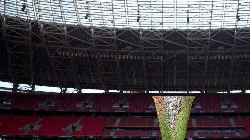 PUSKAS ARENA - Le foto della Coppa all'interno dello stadio. FOTO! 