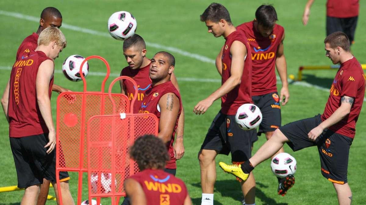 LIVE - Trigoria: assenti J.Sergio, Doni e Vucinic, differenziato per Menez
