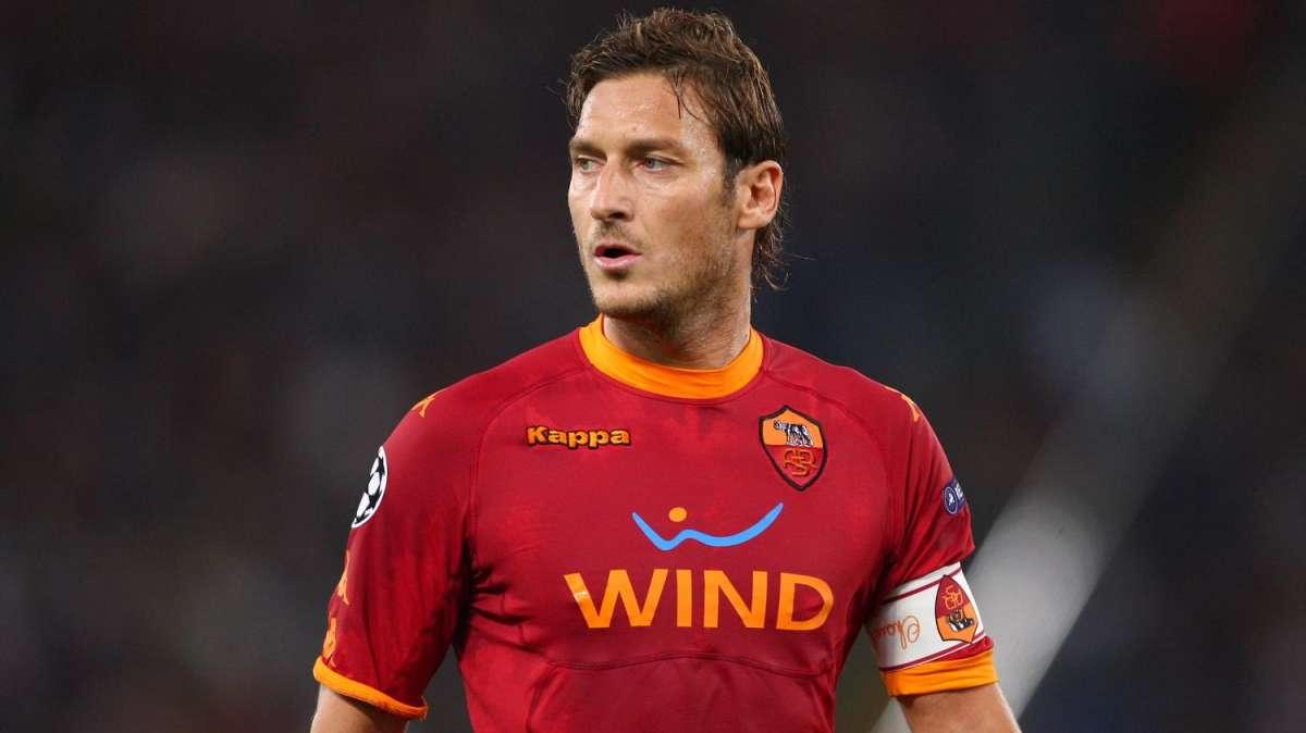 Totti: "Un abbraccio a Carletto Ancelotti che oggi ha perso suo padre"
