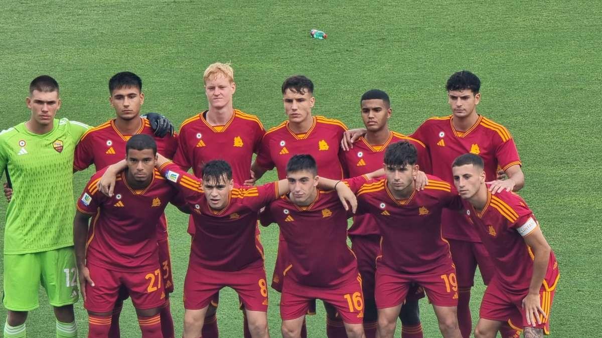 PRIMAVERA 1 - Roma-Frosinone 3-2 - Terza vittoria sul campo in campionato per i giallorossi. Nel finale in campo Cristian Totti 