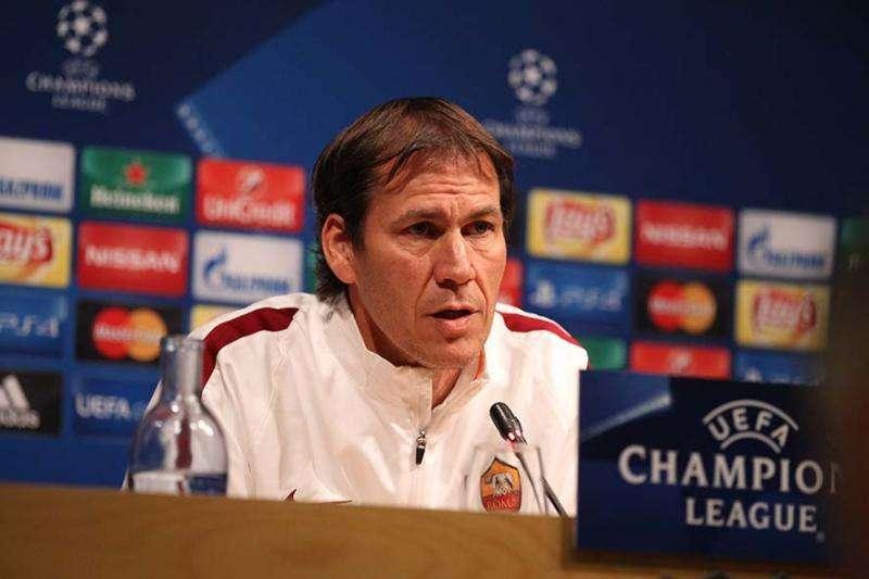 CAMP NOU - Garcia: "Non voglio rischiare De Rossi, la partita decisiva è la prossima". Pjanic: "Voglio prendermi responsabilità". FOTO! VIDEO!