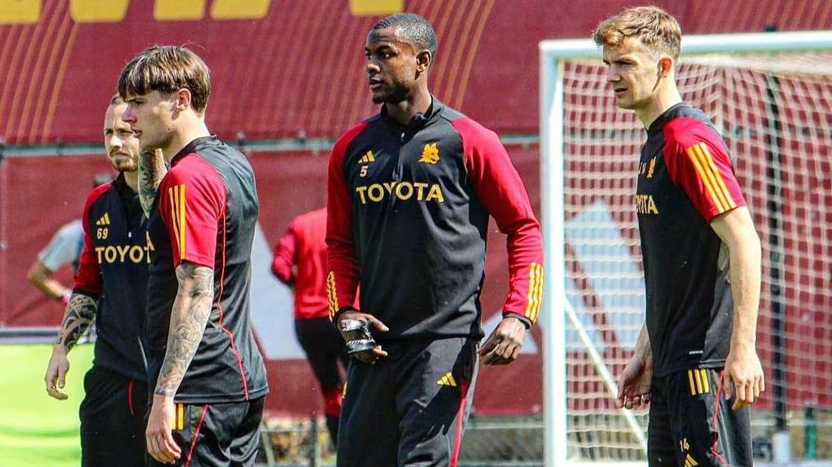 LA VOCE DELLA SERA - Malore per Ndicka, sospesa Udinese-Roma. Il difensore passerà la notte in ospedale per accertamenti ma è fuori pericolo