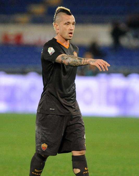 Instagram - Nainggolan si allena in palestra. FOTO!