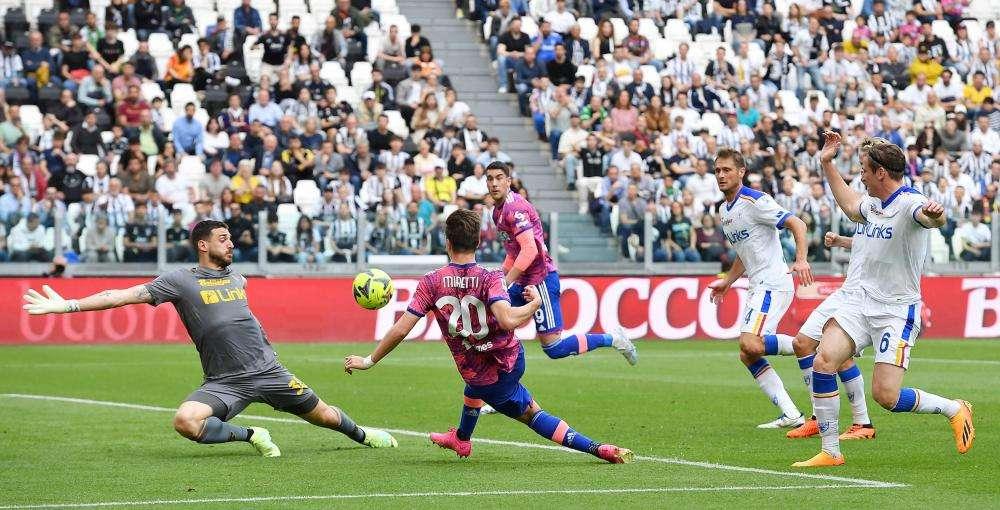 La prima mossa della nuova Sampdoria, torna il portiere Falcone