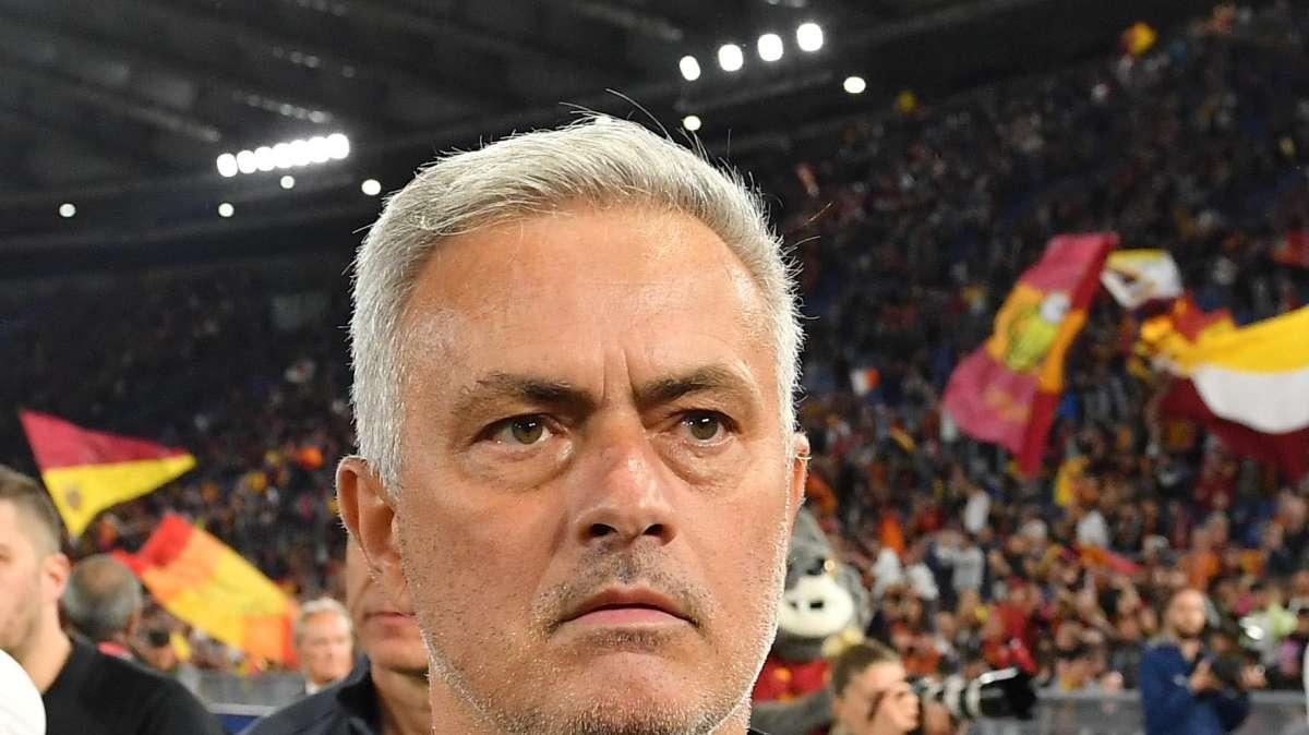 Mourinho manda il suo sostegno ai Vigili del fuoco portoghesi