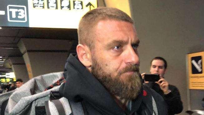 De Rossi: "Il modulo? Questa squadra gioca da anni a tre, ci prendiamo fino all'ultimo minuto per decidere". VIDEO!
