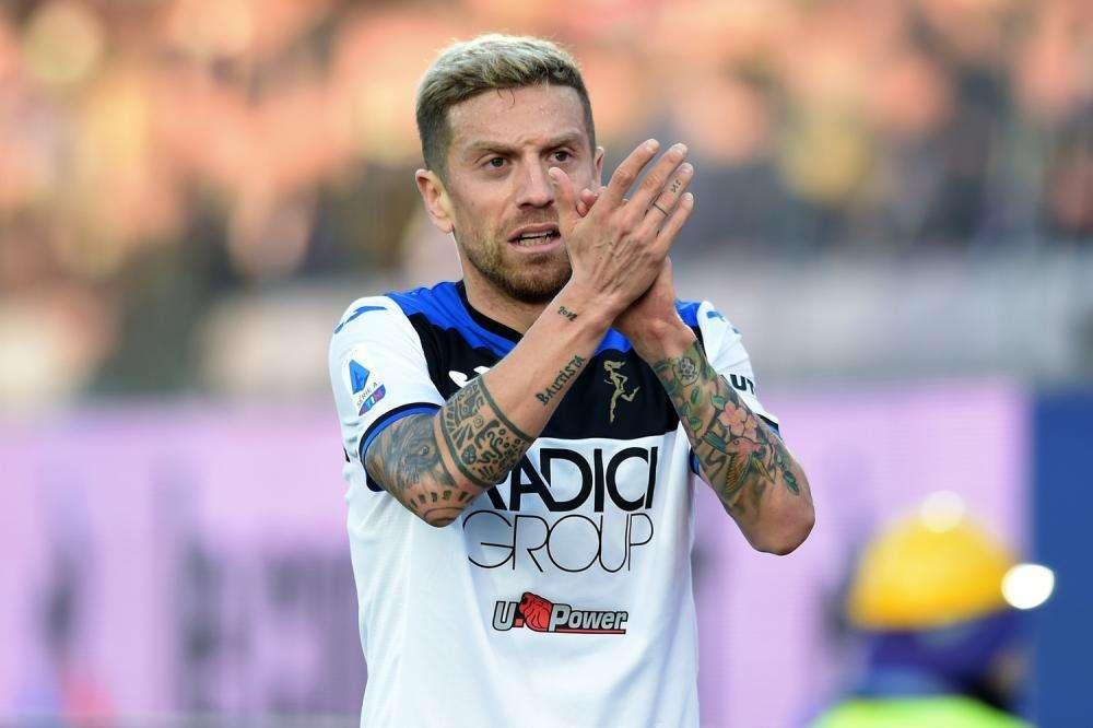 Papu Gomez ammira Dzeko in TV: "Guardando la storia di questo attaccante pazzesco". FOTO!