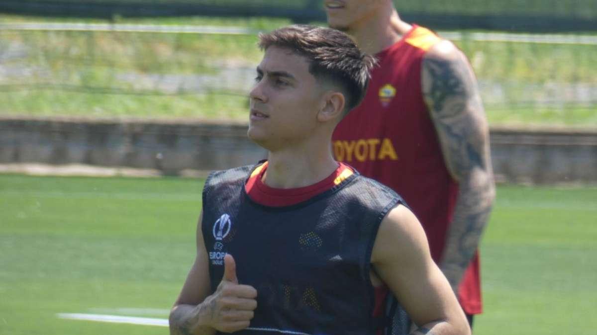 TRIGORIA - La rifinitura in vista del Siviglia: in gruppo anche Dybala e Karsdorp. Pellegrini si allena sui calci di punizione dal limite. FOTO! VIDEO!