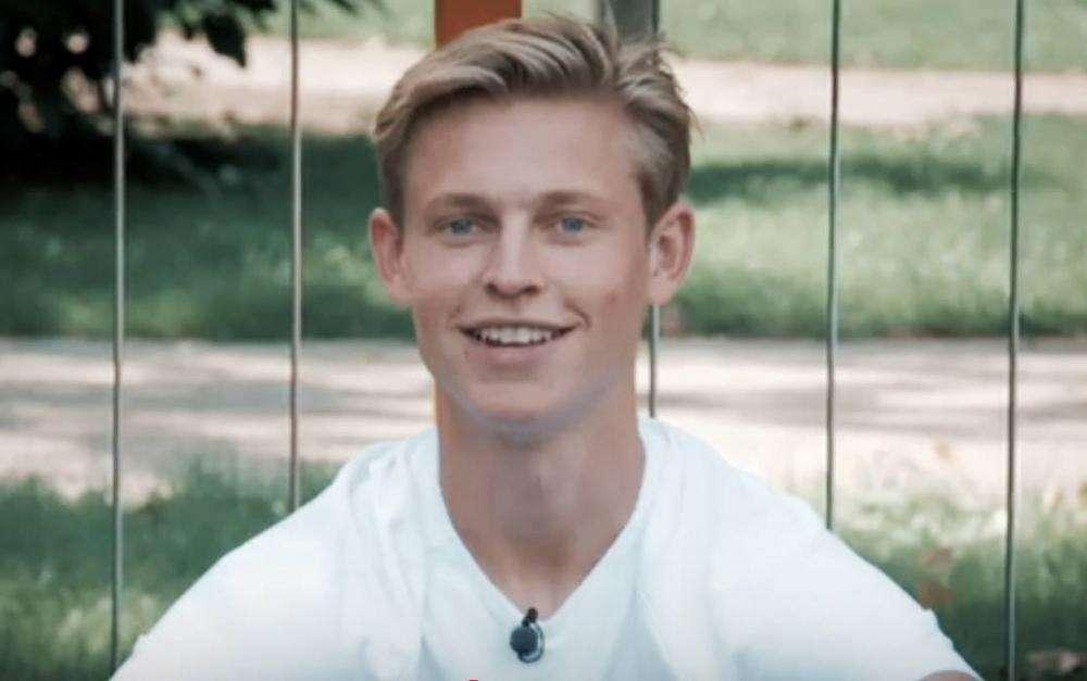Monchi si inserisce nella corsa per de Jong