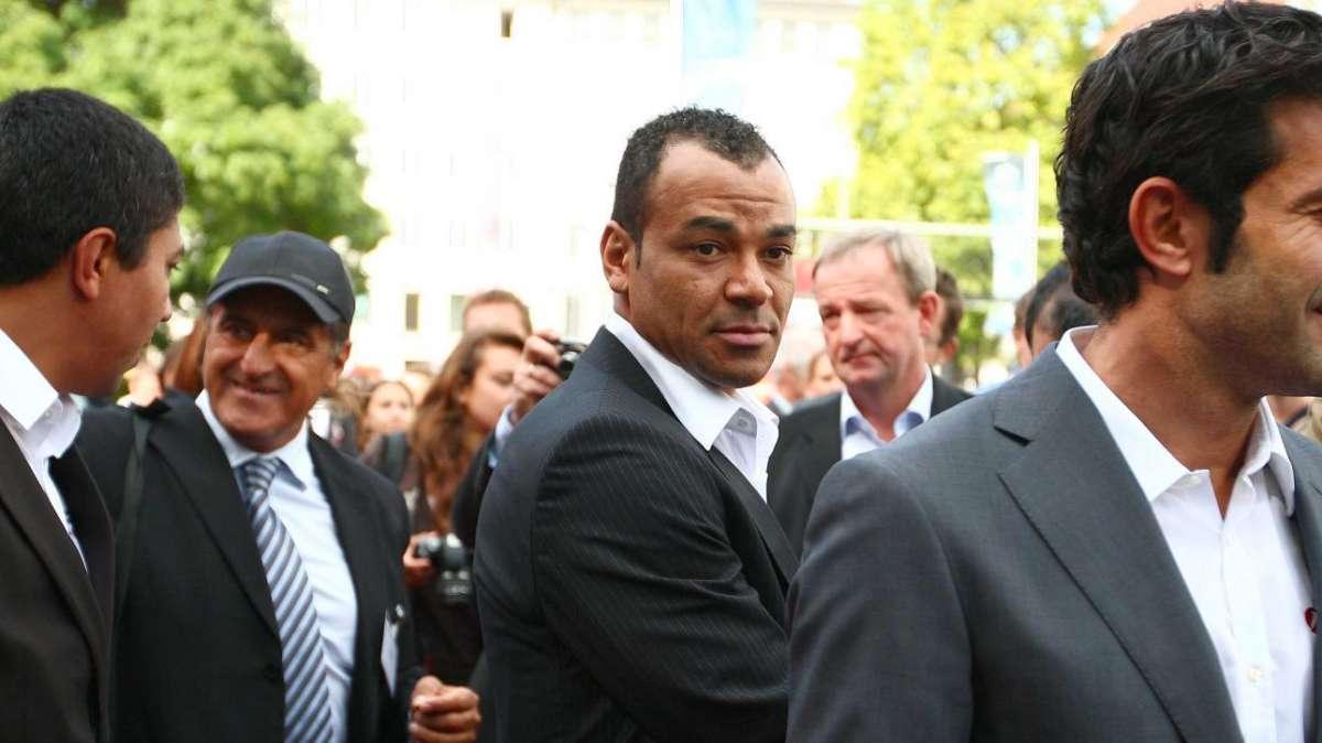 Cafu: "Buon Natale alla Roma"