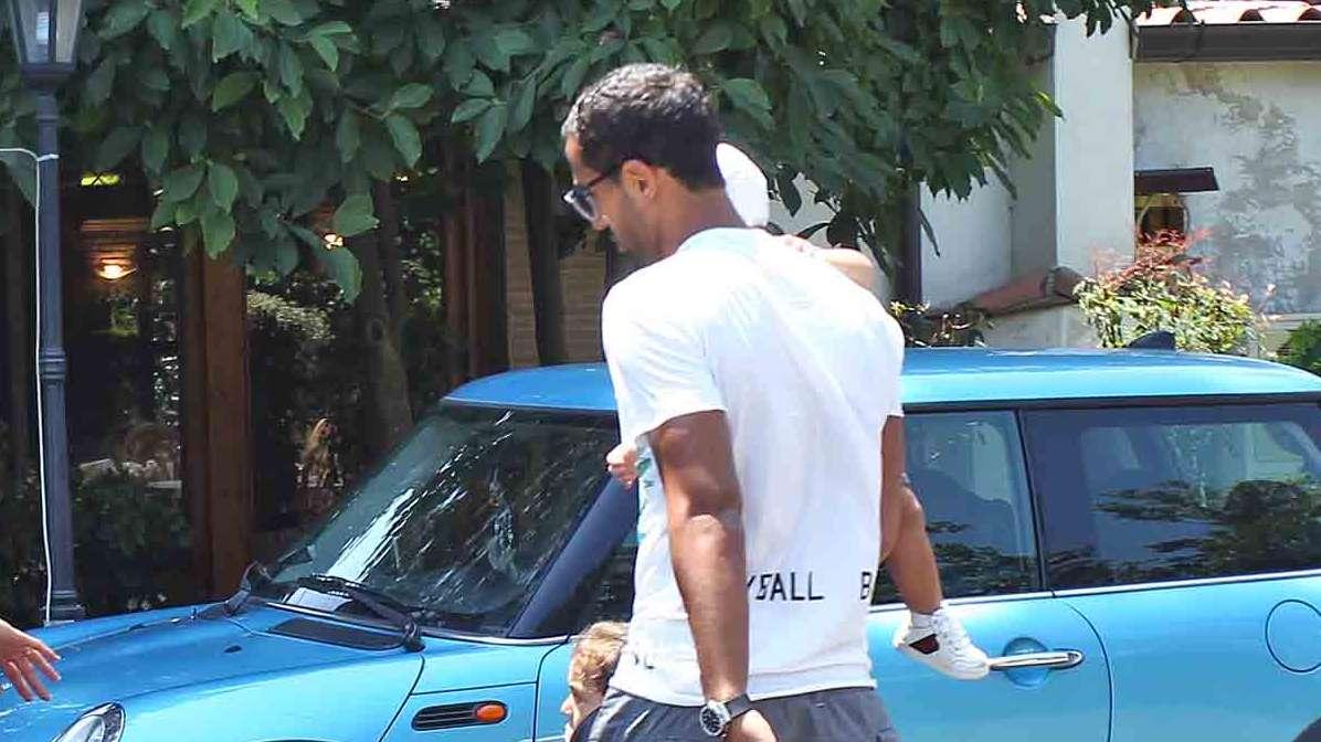 Twitter, Benatia a Iturbe: "In bocca al lupo per la tua prima ufficiale"
