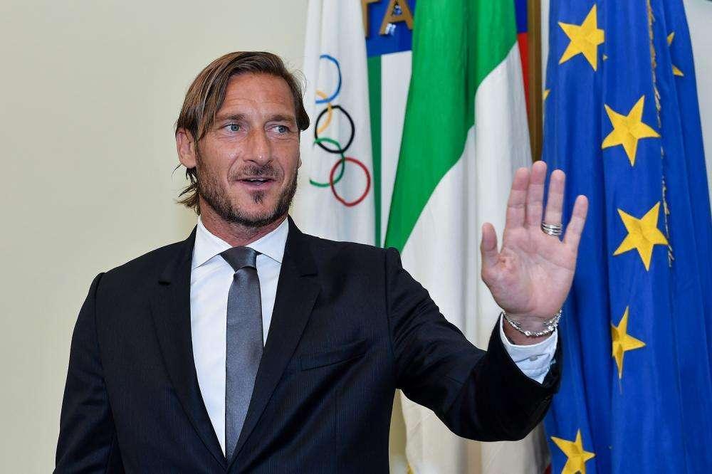 Totti: "Zaniolo deve rimanere con i piedi per terra, non bastano 5-6 partite per essere un top player"