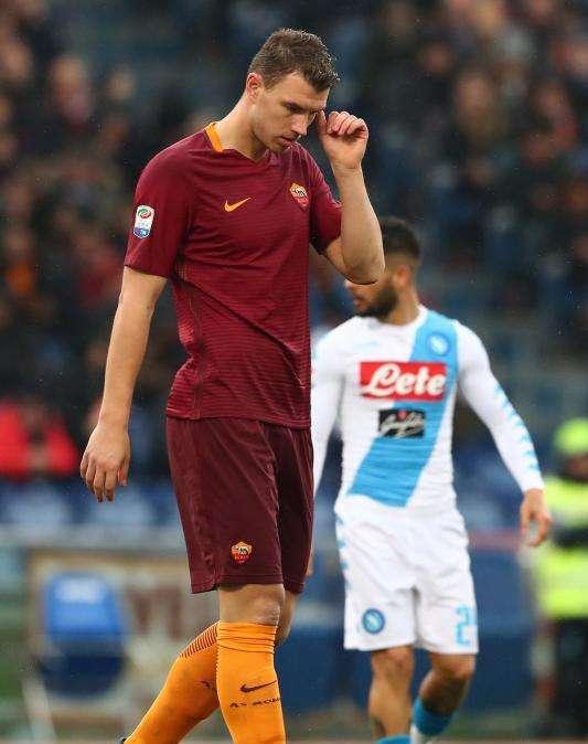 Twitter, Dzeko sull'attentato di Manchester: "Il mio cuore e le mie preghiere vanno alle vittime della tragedia"