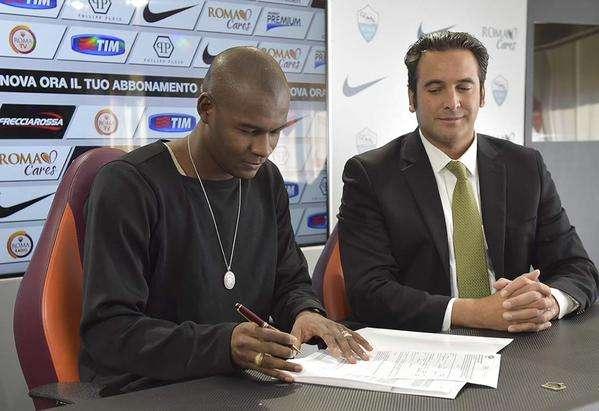 Ibarbo: "Stento a crederci di essere alla Roma, mi sento bene. Voglio aiutare i compagni a vincere". FOTO! VIDEO!