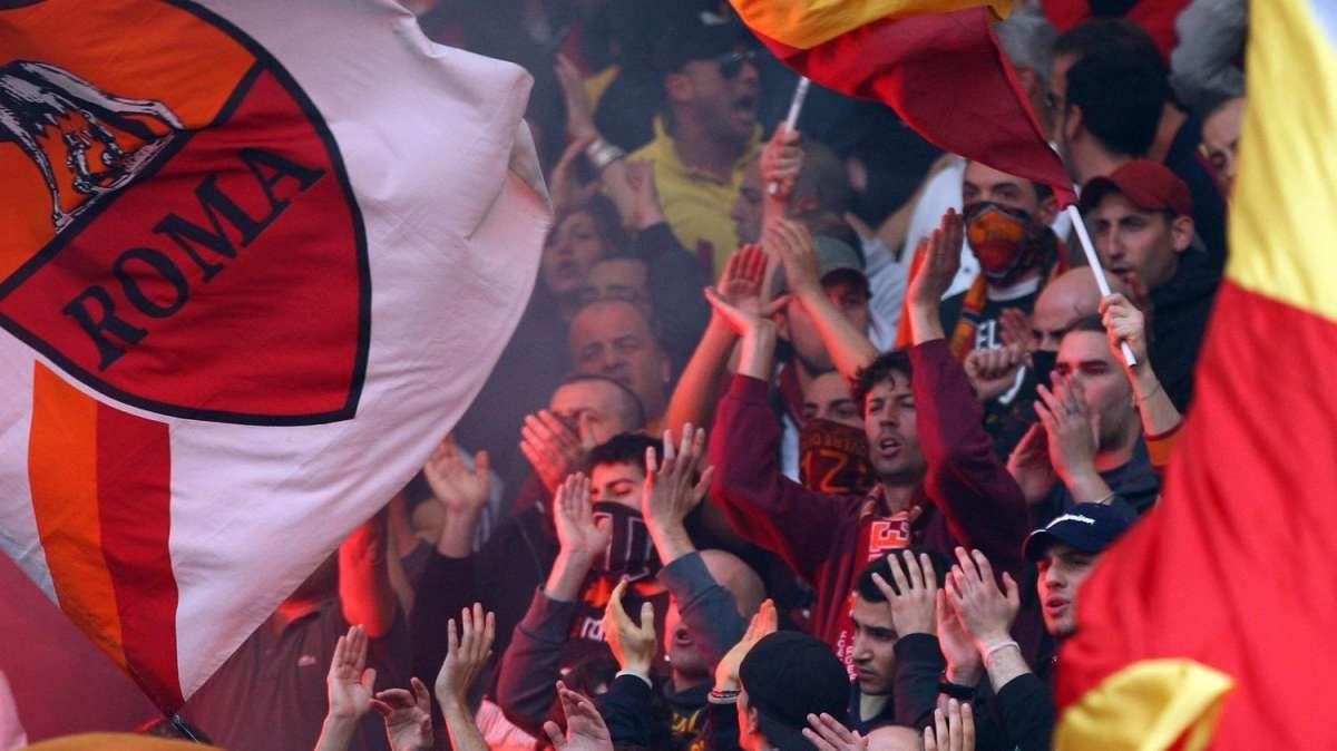 Il vile attacco ai tifosi della Roma