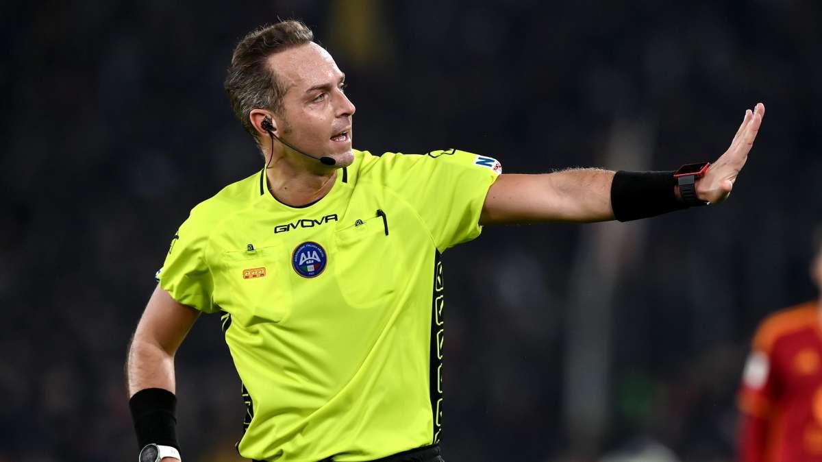 Roma-Cremonese 2-1 - La moviola: Sernicola non prende la palla, il VAR non interviene