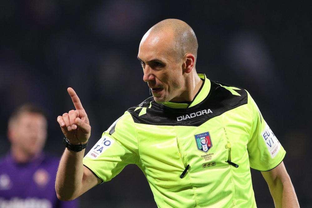 L'arbitro - Niente vittorie nelle ultime tre partite con Fabbri e il fattaccio di Roma-Inter dello scorso anno. Bilancio positivo per il Parma