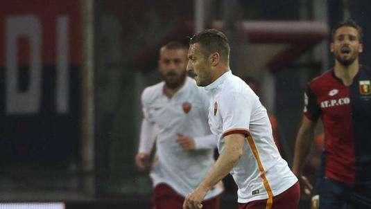Il Migliore Vocegiallorossa - Totti è il man of the match di Genoa-Roma 2-3