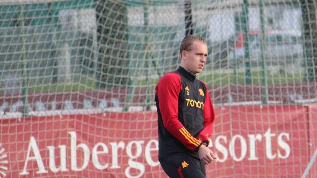TRIGORIA - Karsdorp torna ad allenarsi con il gruppo. VIDEO!