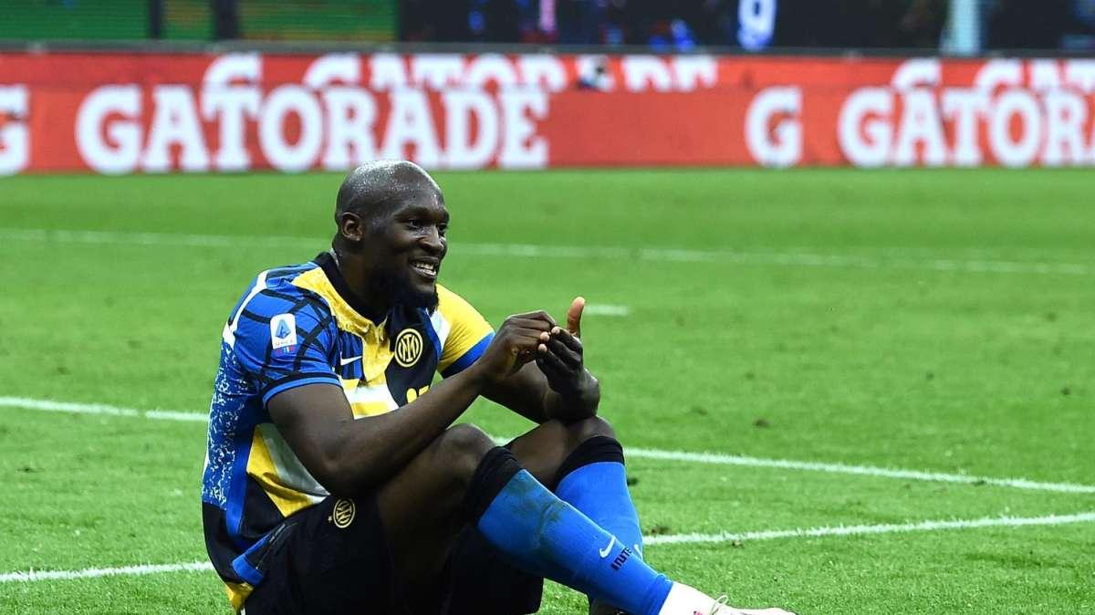 Inter, Lukaku festeggia il compleanno con 23 persone: intervengono i carabinieri