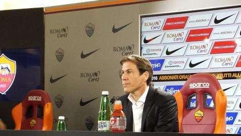 Garcia: "Dzeko una risorsa, non un problema". VIDEO!