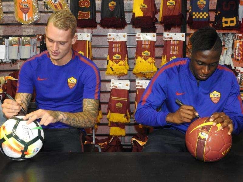 PINZOLO - Karsdorp e Seck al Roma Store. FOTO! VIDEO!