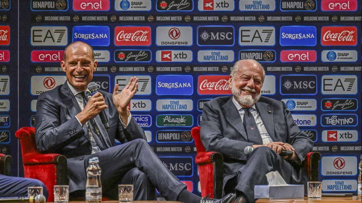 Napoli, De Laurentiis ad Allegri: "divertiti e fai divertire, fai volare il pallone"