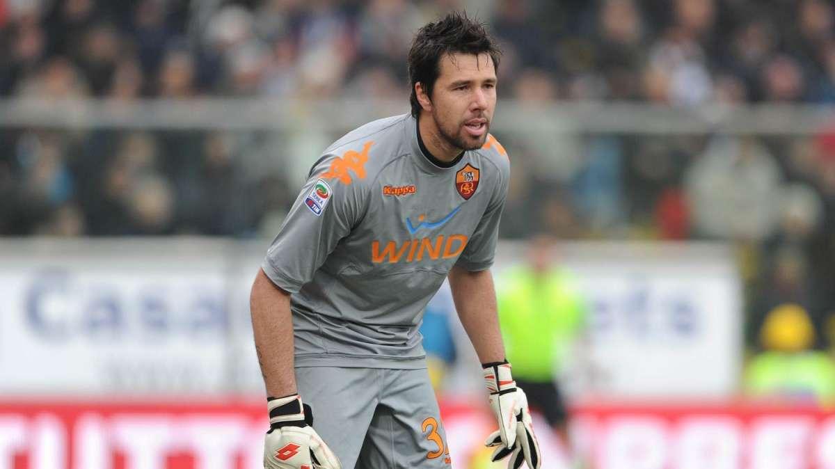 Accadde oggi - Doni: "Che emozione il Colosseo e l'inno di Venditti". Cagliari-Roma, tripletta di Destro. Baptista: "Ranieri ha provato a distruggermi"
