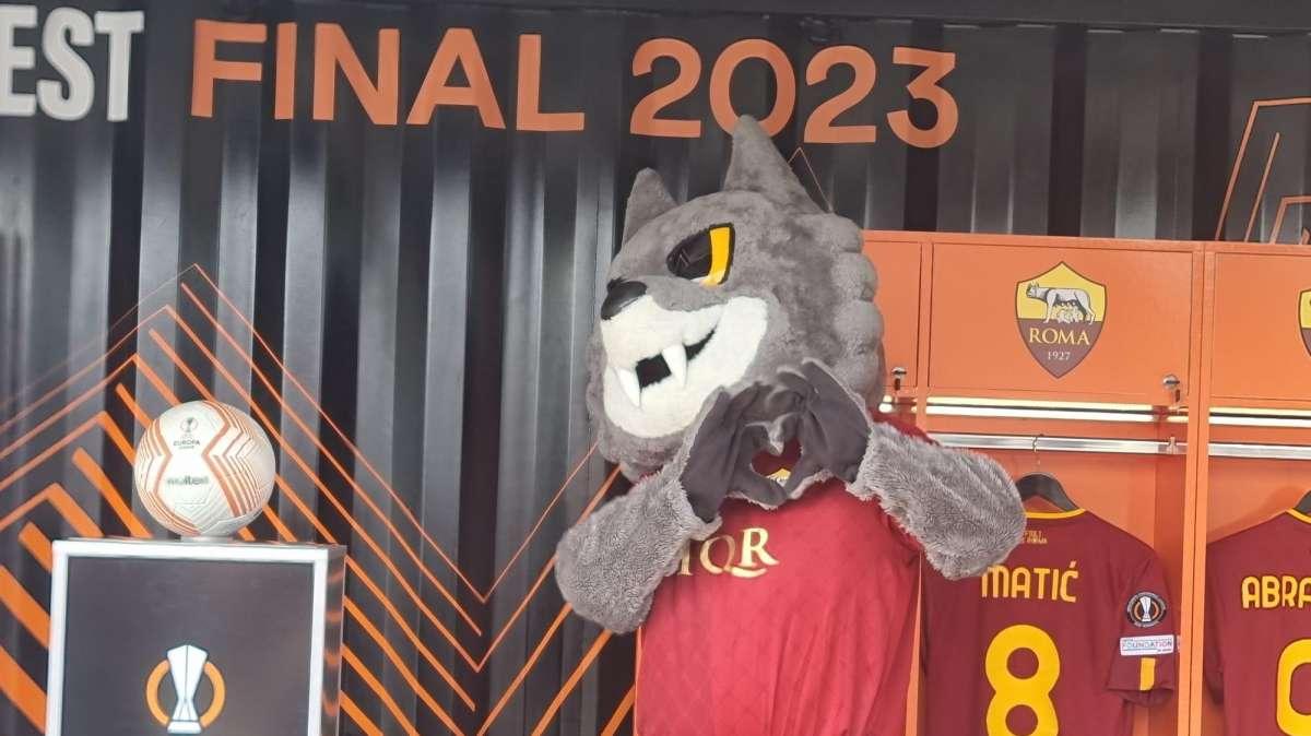 Romolo è arrivato a Budapest. FOTO!