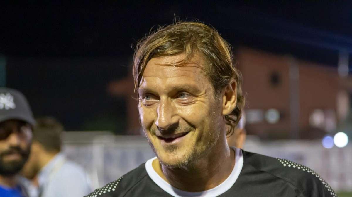 Totti e l'aneddoto con l'arbitro del suo esordio in Serie A svelato da Pasquale Boggi