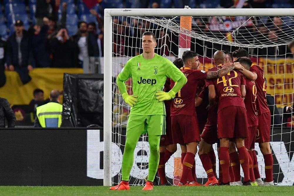 Juventus, Szczesny: "Sorpreso di come sia finita tra De Rossi e la Roma"