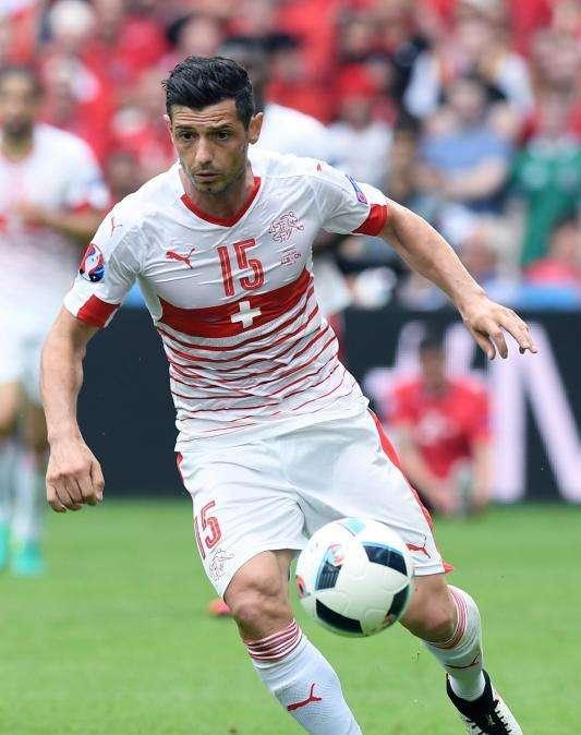 Dzemaili: "Giochiamo un calcio propositivo ma ci mancano diversi punti. Proviamo a prenderli oggi"