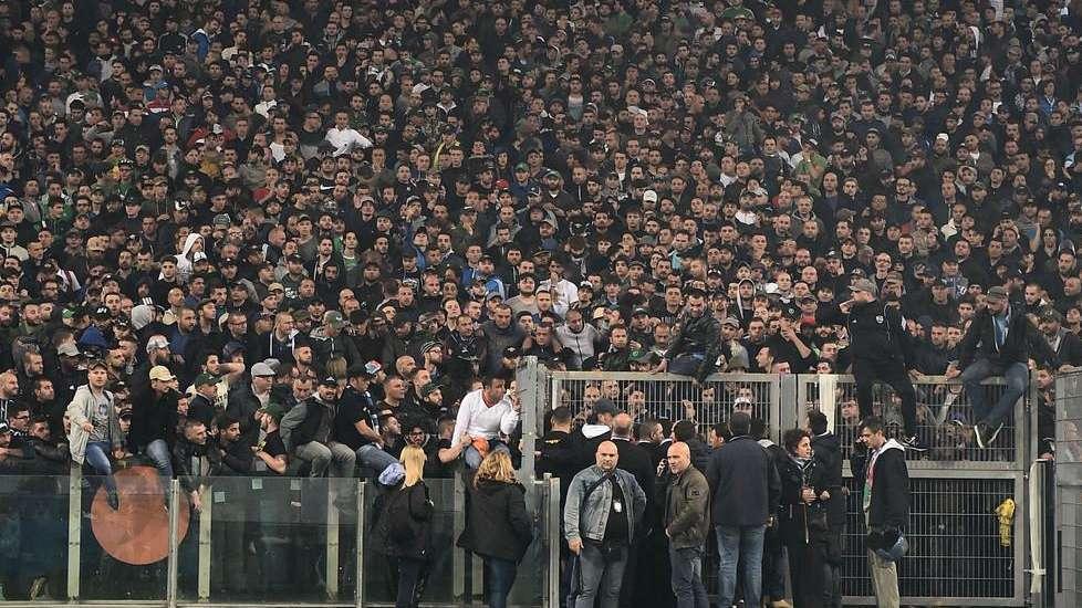 Il 6 settembre iniziativa di pace tra tifosi di Roma e Napoli