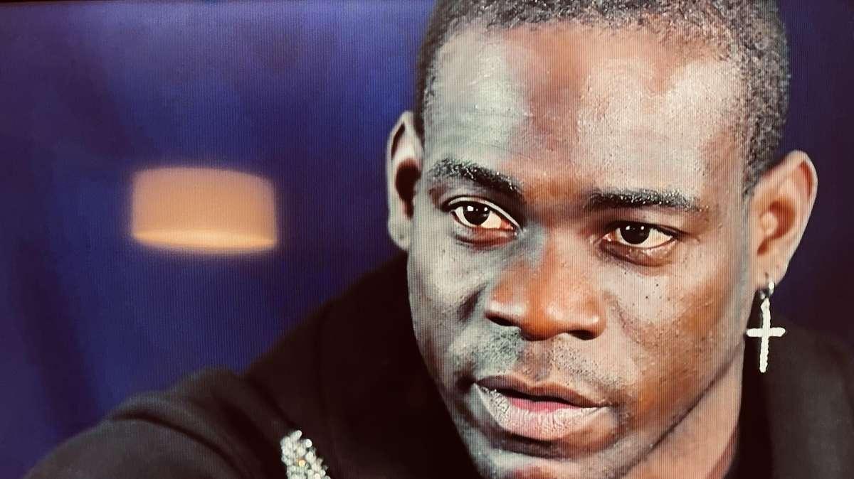Balotelli: "Mi piacerebbe giocare con Dybala"