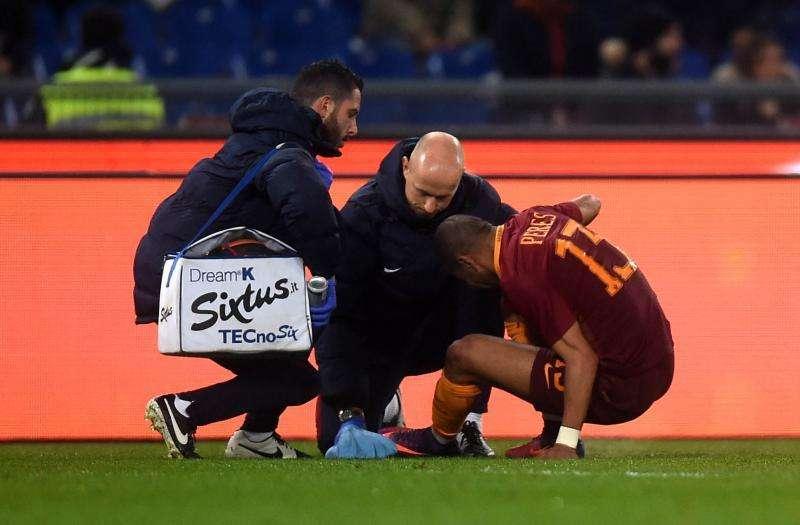 Sky: "3 settimane di stop per Bruno Peres, salta Juventus e Chievo Verona". Domani gli accertamenti