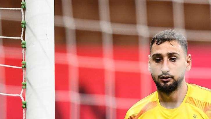 Milan, Donnarumma, Hauge e altri 3 membri del gruppo squadra sono risultati positivi al Covid-19. 